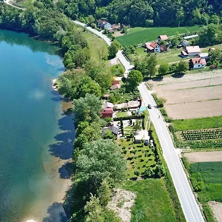 Case de vacanță Kucerak Na Drini *