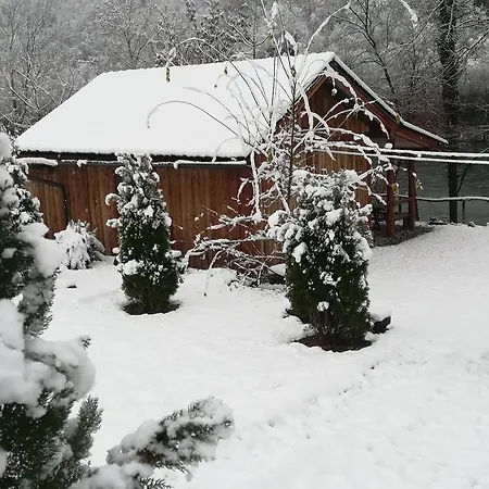 Case de vacanță Kucerak Na Drini *