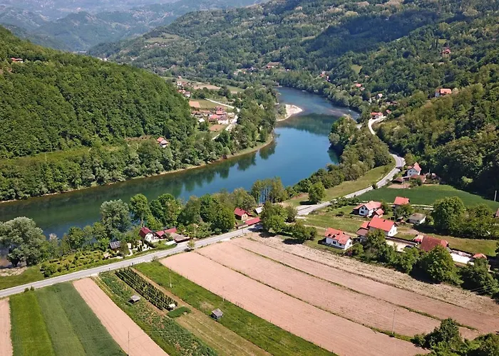 Kucerak Na Drini * Bajina Basta