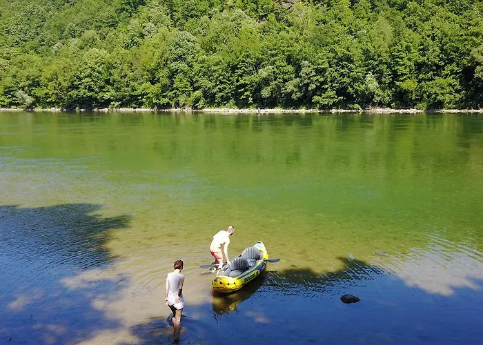 Kucerak Na Drini Bajina Basta